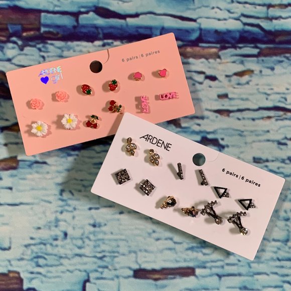 2 Packs of Ardene Earrings - Picture 1 of 3